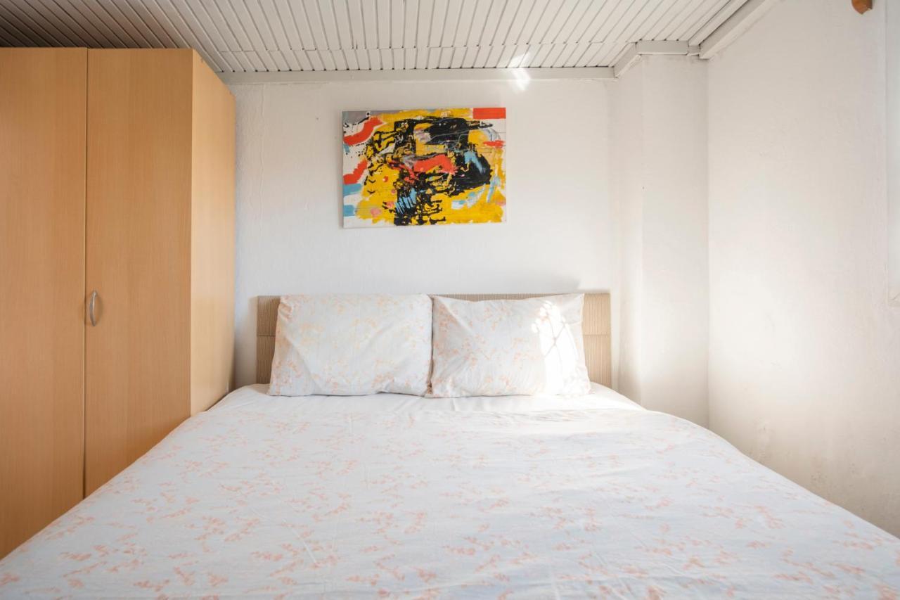 Central, Cozy, 15 Min Walk To The Beach, Fast Wi-Fi, Free Parking, 4Ppl Bodrum Eksteriør billede