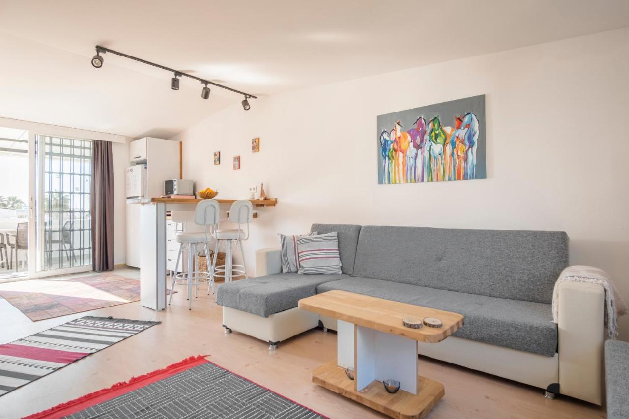 Central, Cozy, 15 Min Walk To The Beach, Fast Wi-Fi, Free Parking, 4Ppl Bodrum Eksteriør billede