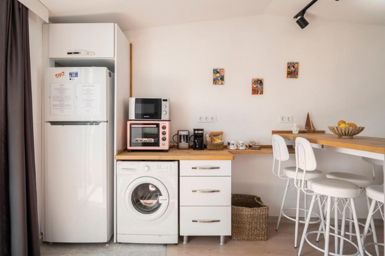 Central, Cozy, 15 Min Walk To The Beach, Fast Wi-Fi, Free Parking, 4Ppl Bodrum Eksteriør billede