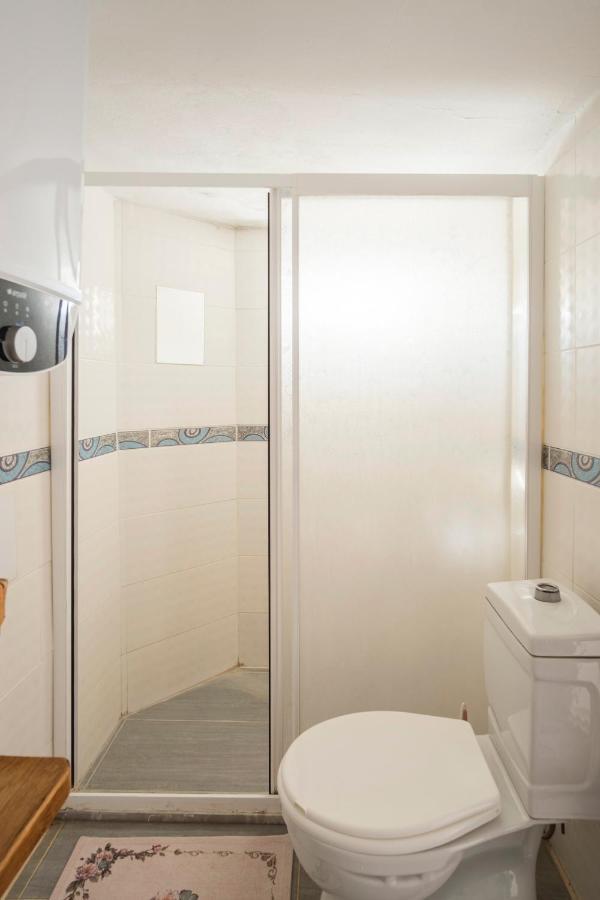 Central, Cozy, 15 Min Walk To The Beach, Fast Wi-Fi, Free Parking, 4Ppl Bodrum Eksteriør billede
